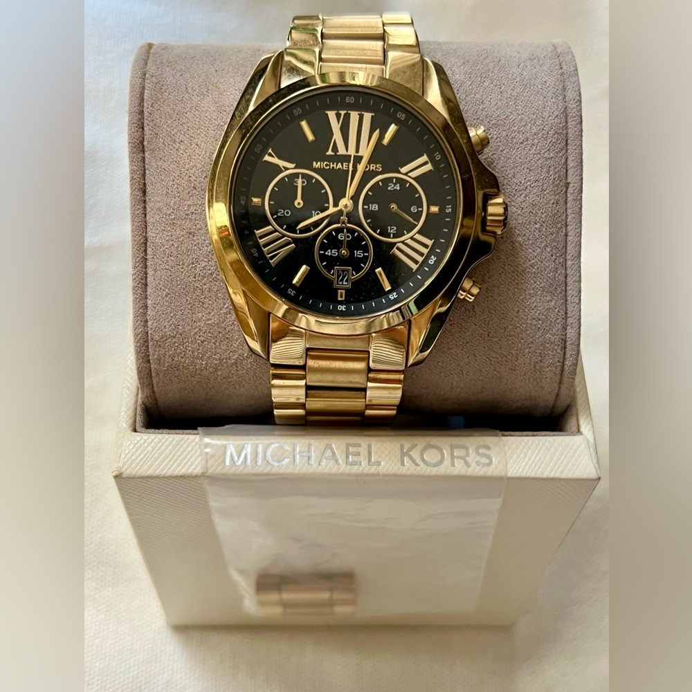 Michael Kors Women’s Statement Chronographic Watch | Gold  and Black
